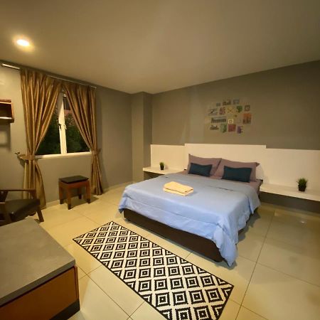 Straits Inc Apartment 5 , Bandar Melaka エクステリア 写真