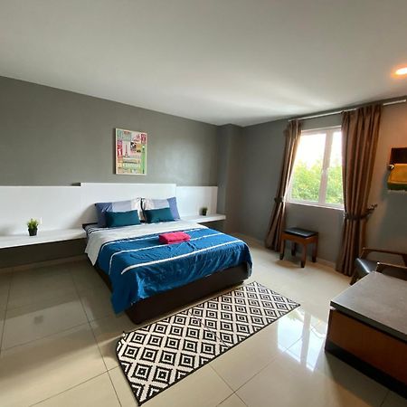 Straits Inc Apartment 5 , Bandar Melaka エクステリア 写真
